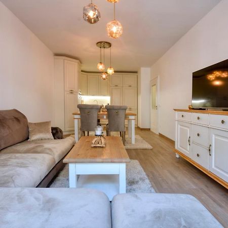 Apartment Grand Karavel Centre Varna Eksteriør billede