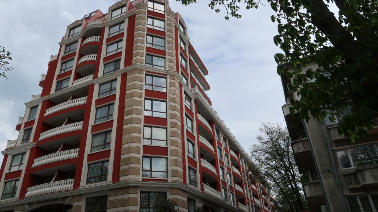Apartment Grand Karavel Centre Varna Eksteriør billede