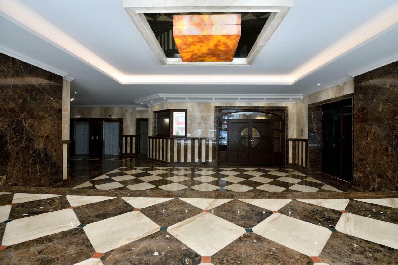 Apartment Grand Karavel Centre Varna Eksteriør billede